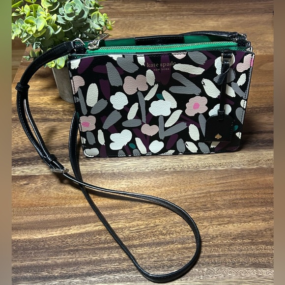 EUC GORGEOUS KATE SPADE EVA TRIPLE GUSSET CROSSBODY BAG - Picture 4 of 13